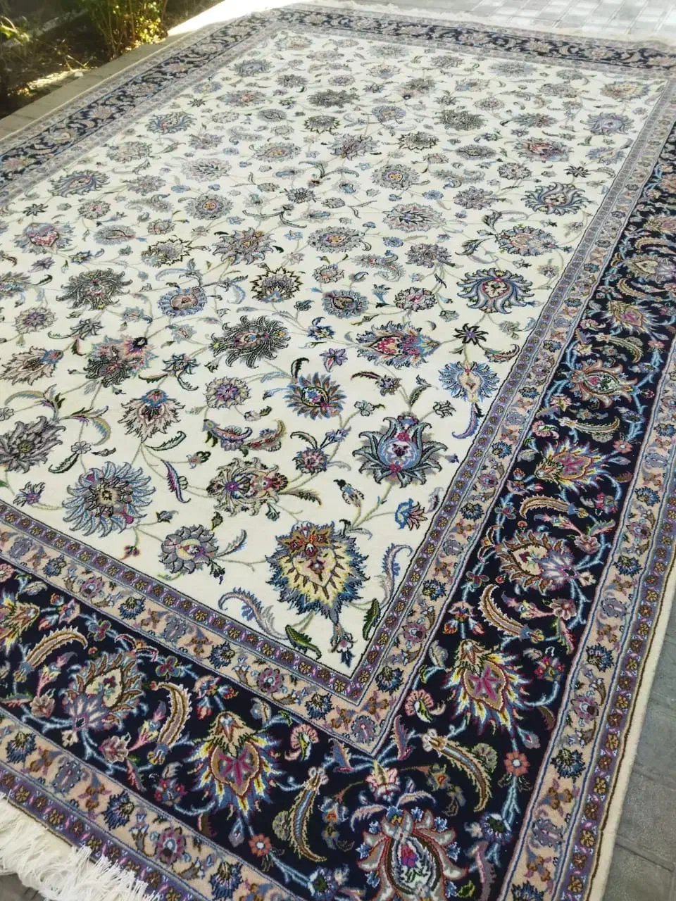 فرش دستباف سیاح|فرش|مشهد, چهارباغ|دیوار