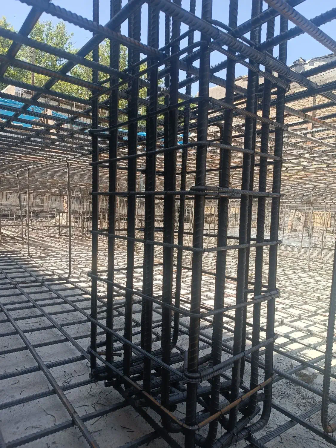 آرماتوربندی اسکلت بتنی|استخدام معماری، عمران و ساختمانی|کنگاور, |دیوار
