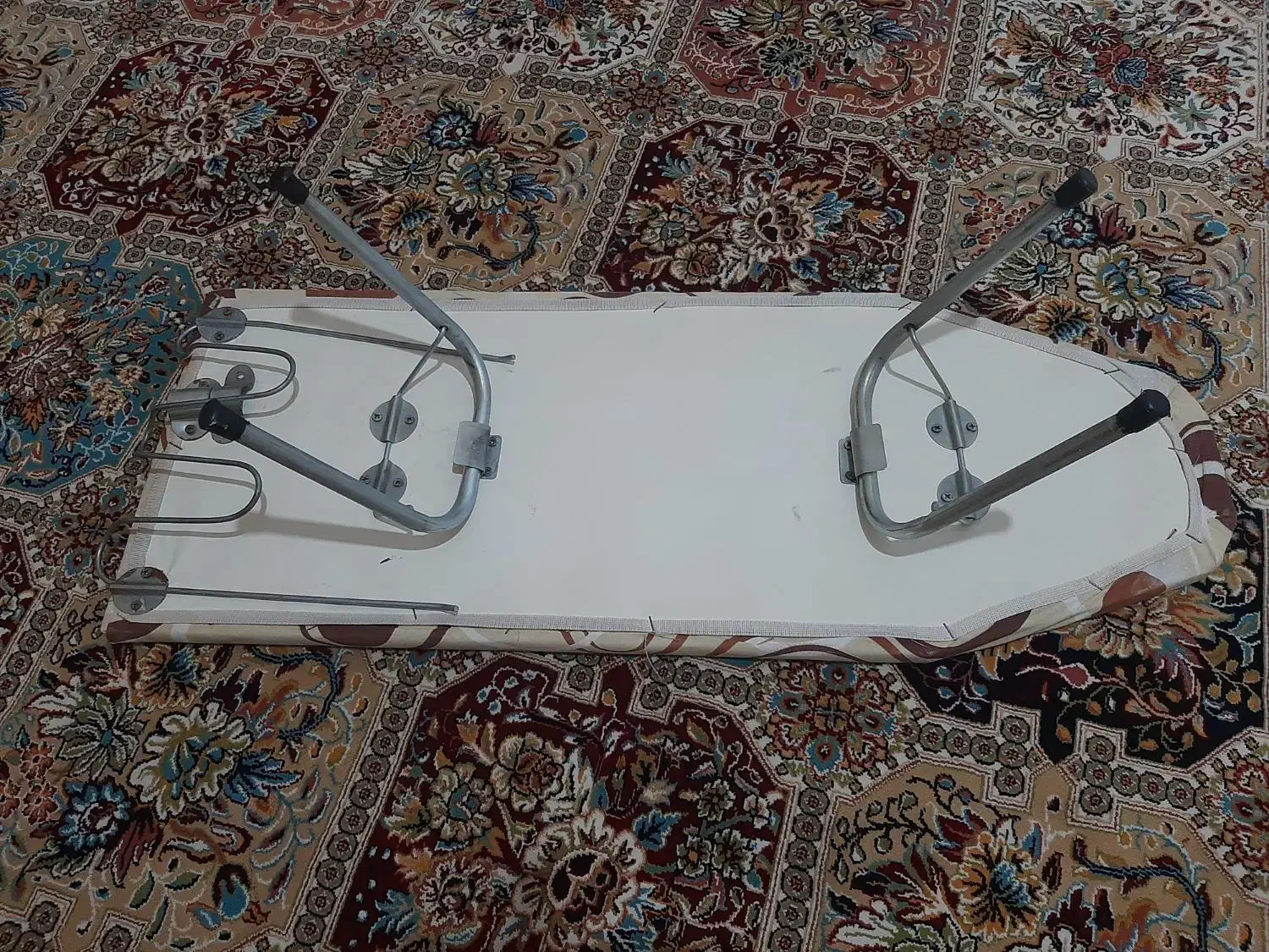 میز اتو|اتو و لوازم اتو|سنندج, |دیوار