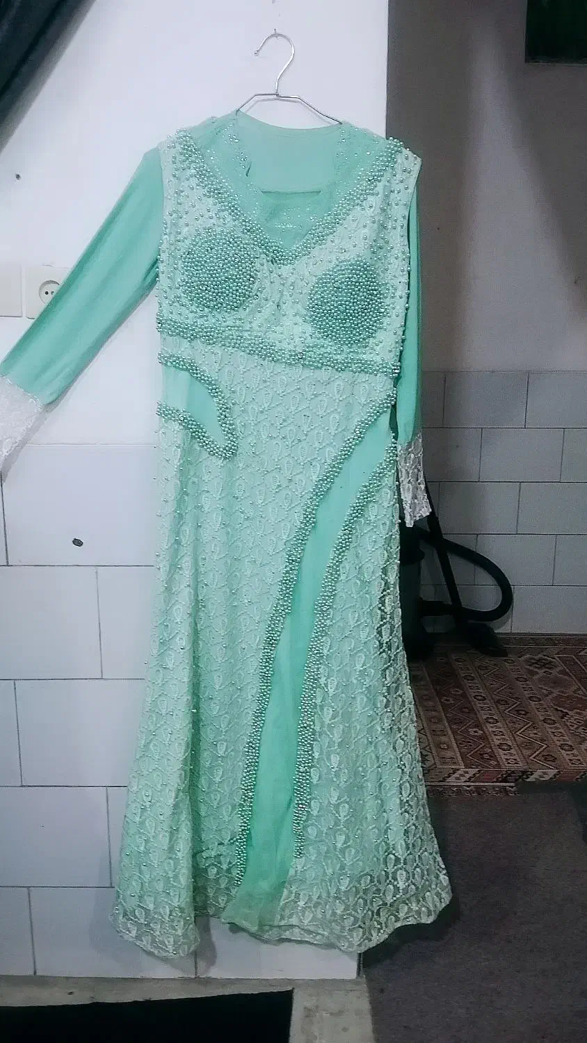 لباس مجلسی|لباس|یزد, |دیوار