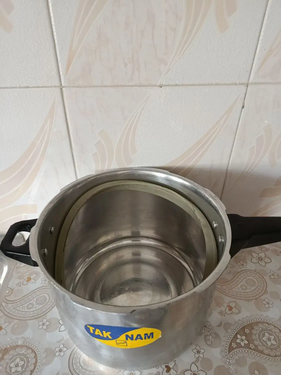 زودپز نونو|ظروف پخت‌وپز|مهاجران, |دیوار