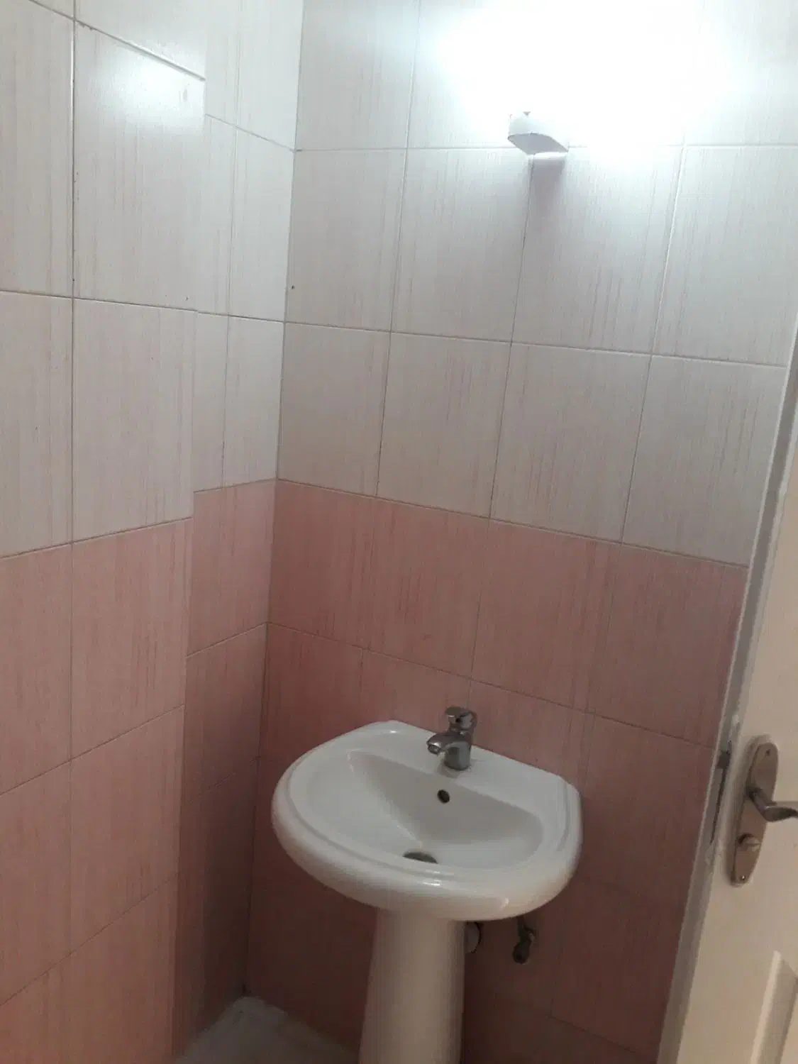 نصاب شیرآلات|خدمات پیشه و مهارت|ملارد, |دیوار