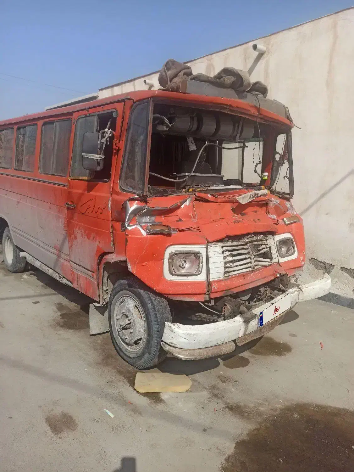 منی بوس مدل ۱۳۶۴ فروشی|خودرو سنگین|بندرعباس, |دیوار