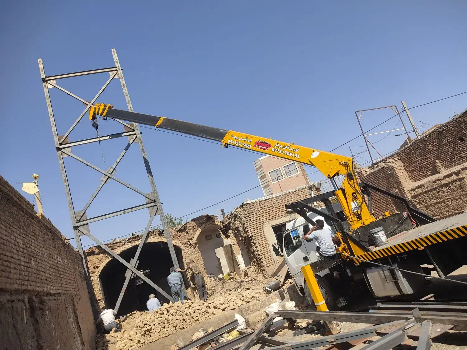 جرثقیل جهت کار 10تن|خدمات حمل و نقل|سبزوار, طبرسی (جعفرآباد)|دیوار