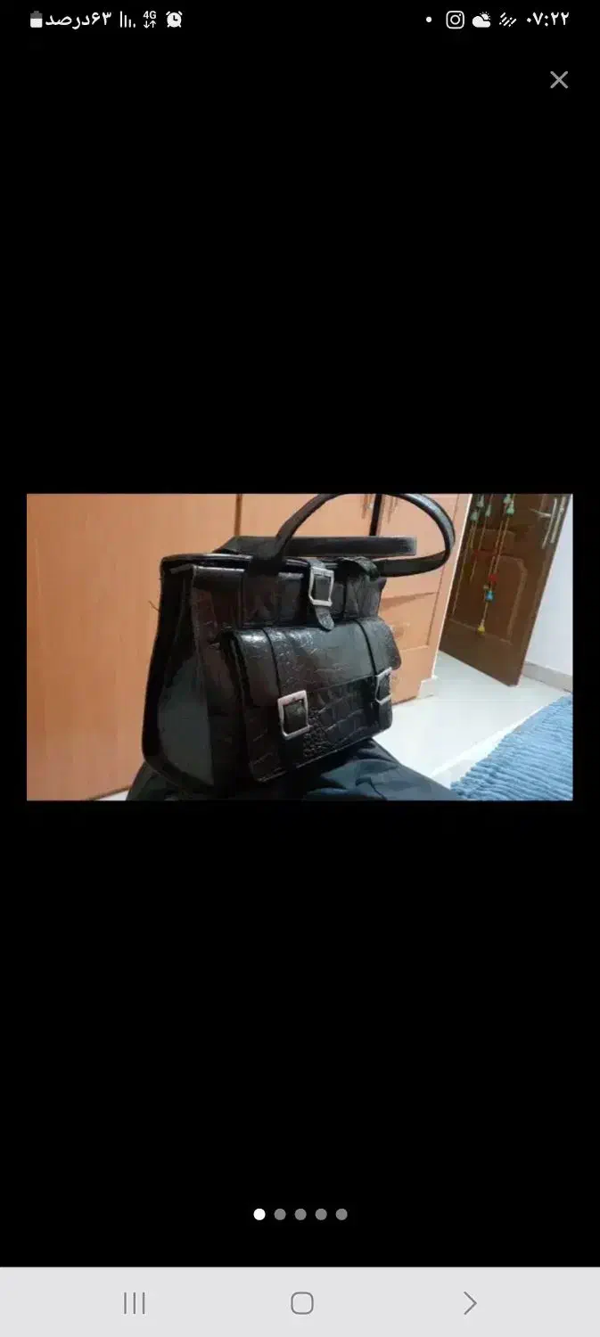 کفش|کیف، کفش، کمربند|رشت, رودباری|دیوار