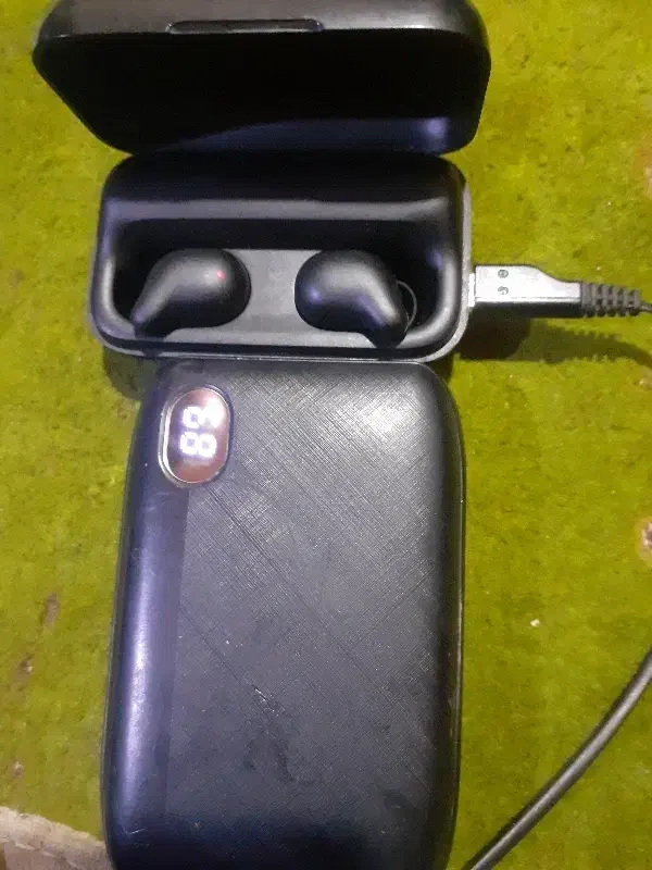 یک عددپاوربانک وایرپاددرحدنو|لوازم جانبی موبایل و تبلت|مشهد, حضرت حجت|دیوار