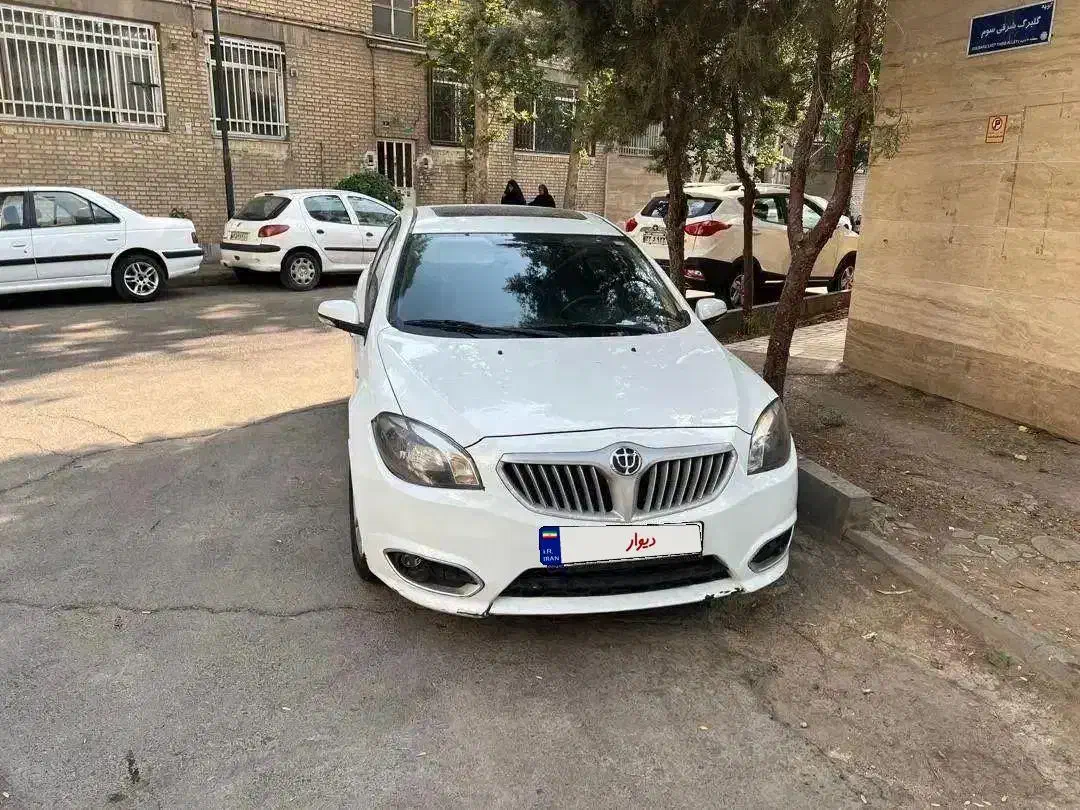 برلیانس h320بدون رنگ کم کار|خودرو سواری و وانت|تهران, کیانشهر|دیوار