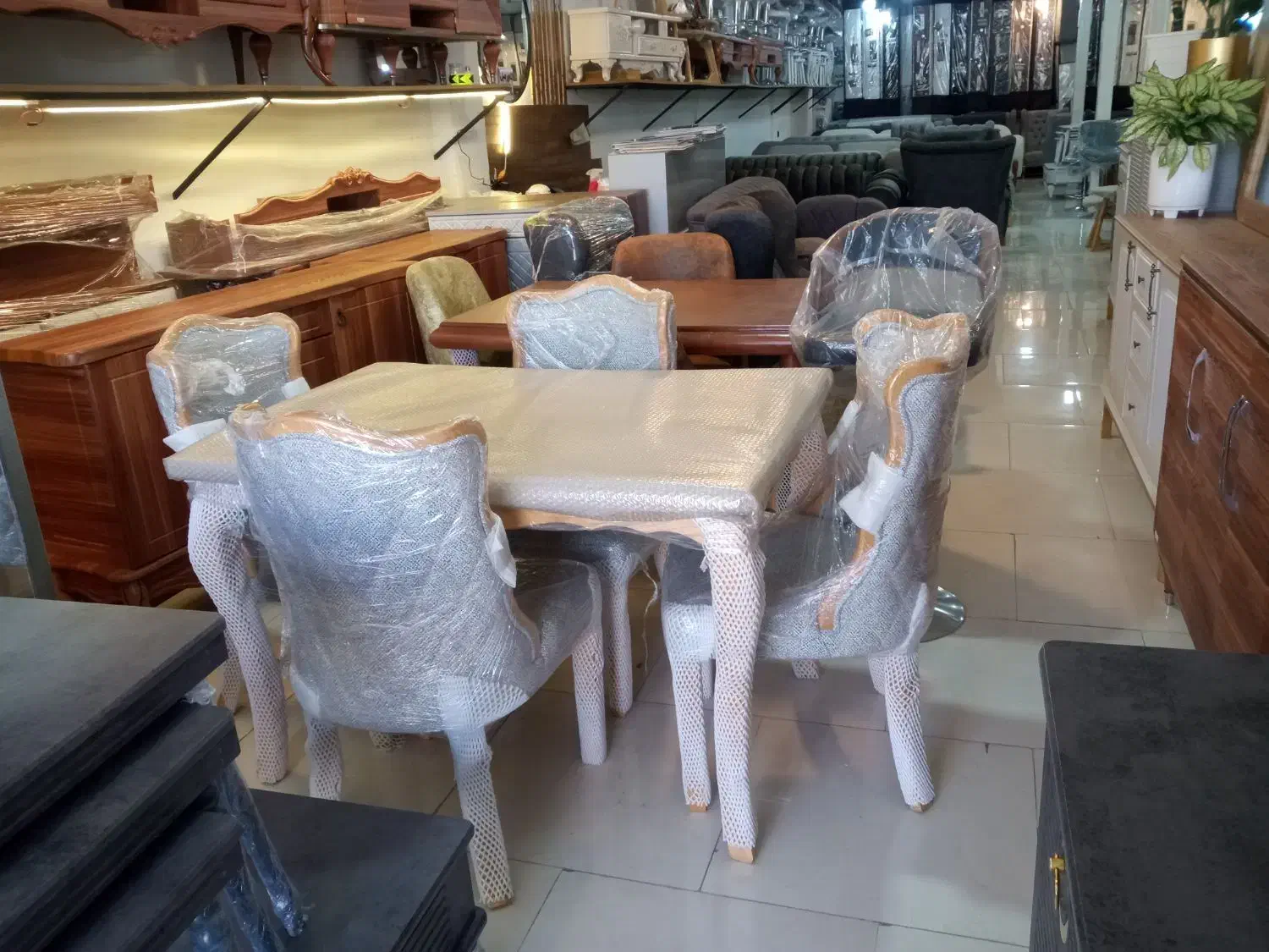 میز و صندلی نهارخوری نهار خوری|میز و صندلی غذاخوری|سیرجان, |دیوار