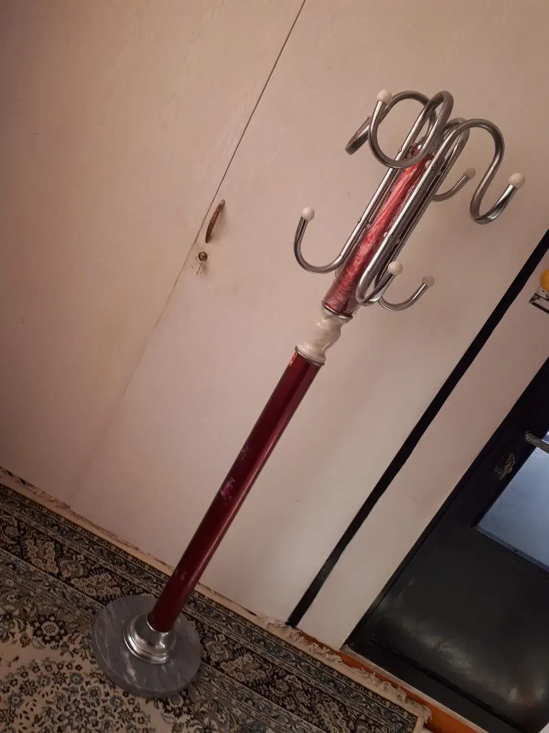 جا لباسی|بندرخت و رختآویز|سمنان, |دیوار