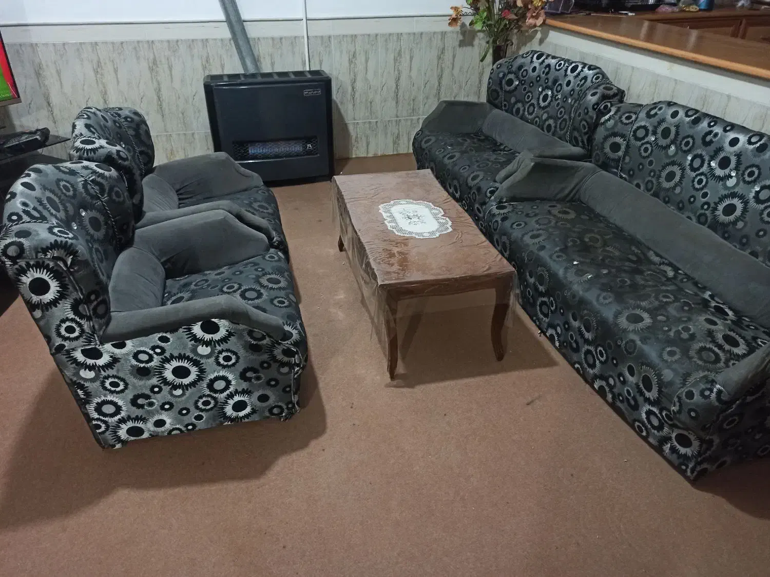 مبل|مبلمان خانگی و میز عسلی|رفسنجان, |دیوار