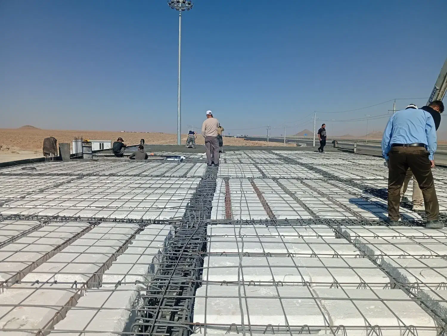 استخدام آرماتوربند و قالب بند|استخدام معماری، عمران و ساختمانی|ایذه, |دیوار