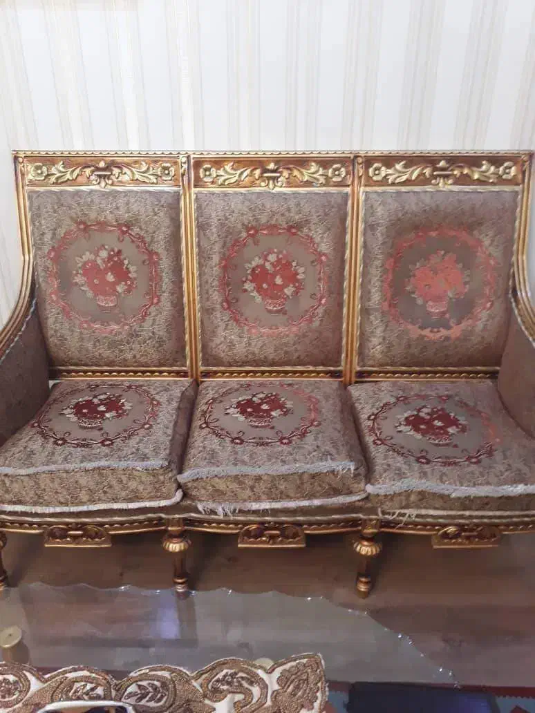 مبلمان ۷ نفره همراه مبل ناهار خوری ۱۰ نفره|مبلمان خانگی و میز عسلی|تهران, مجیدآباد|دیوار