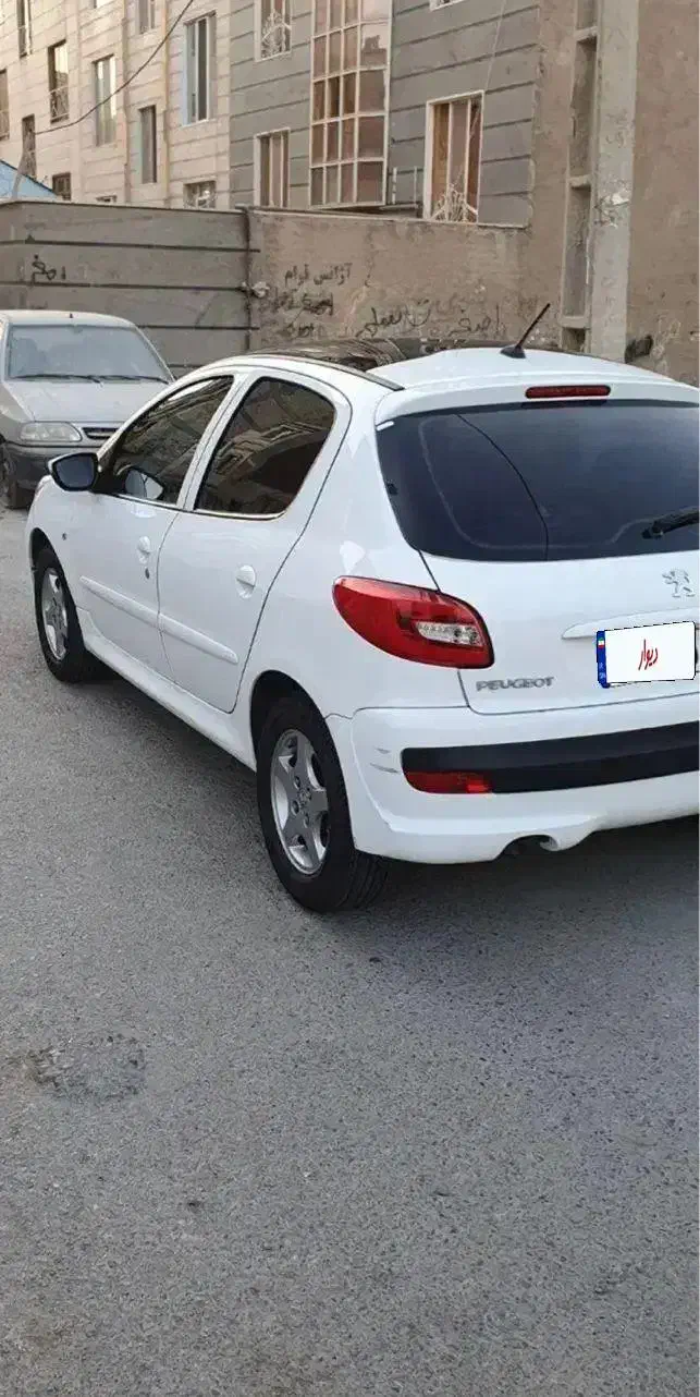 ۲۰۷|خودرو سواری و وانت|ساوه, |دیوار