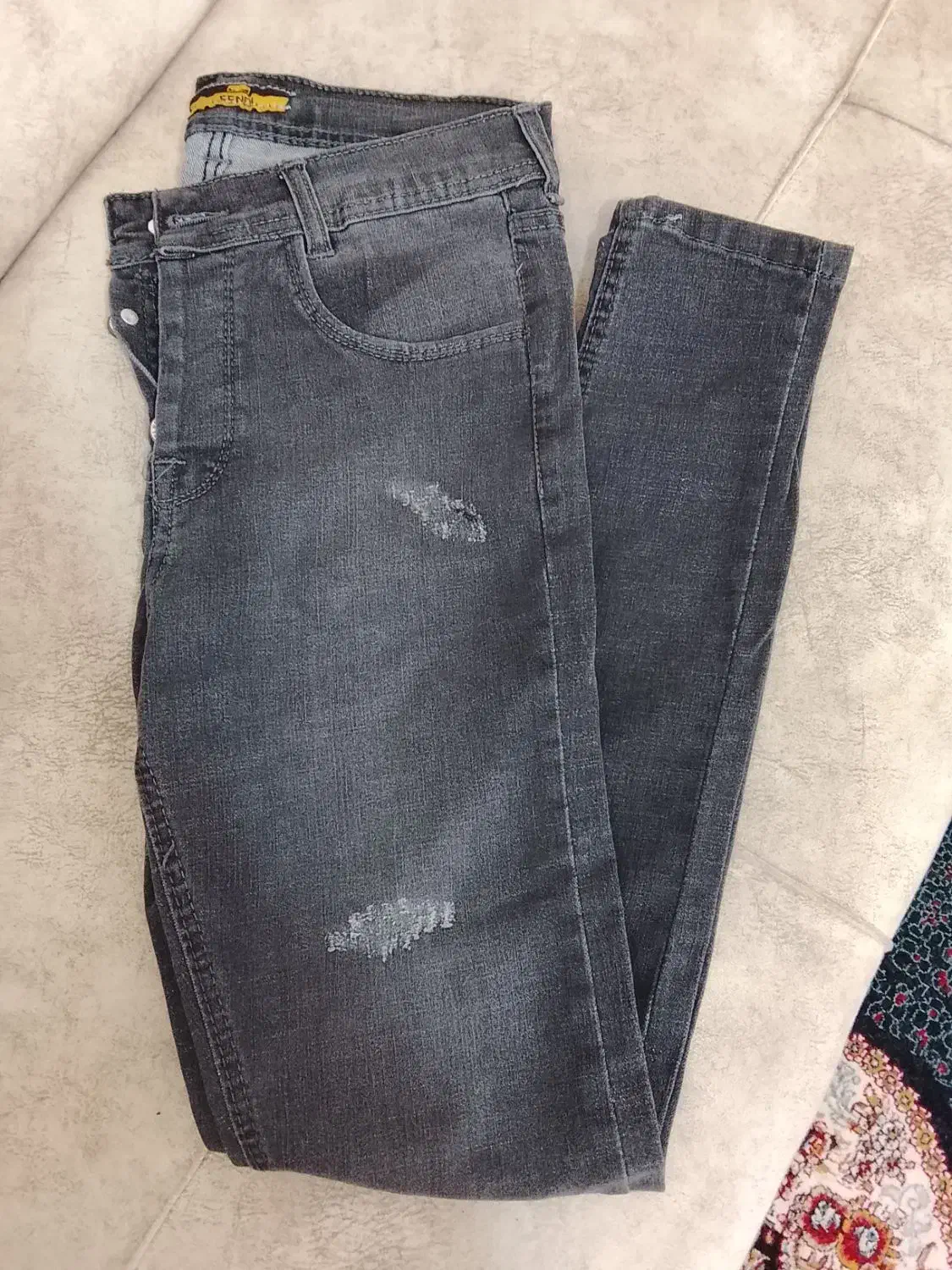 شلوار لی نو|لباس|خوی, |دیوار