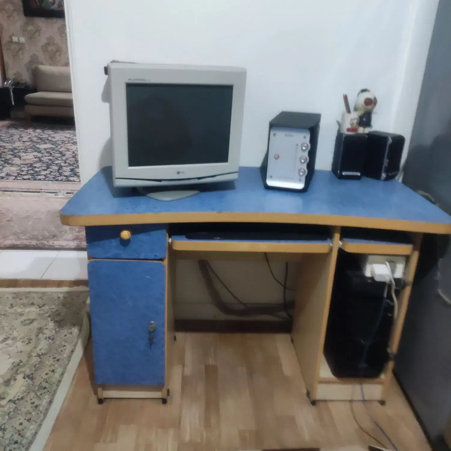 فروش میز کامپیوتر|میز تحریر و کامپیوتر|تهران, جوادیه|دیوار