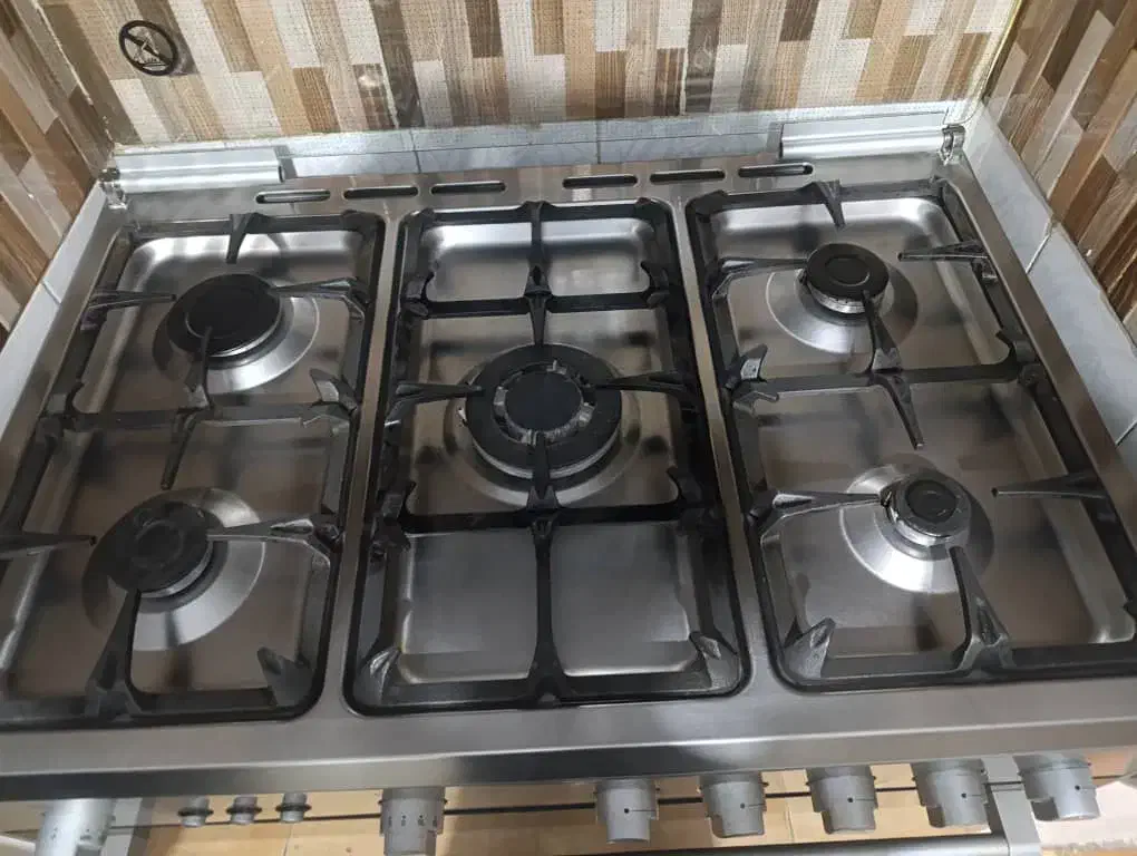 گاز 5 شعله و فر دار و جوجه گردان|اجاق گاز و لوازم برقی پخت‌وپز|اندیشه, اندیشه فاز ۲|دیوار