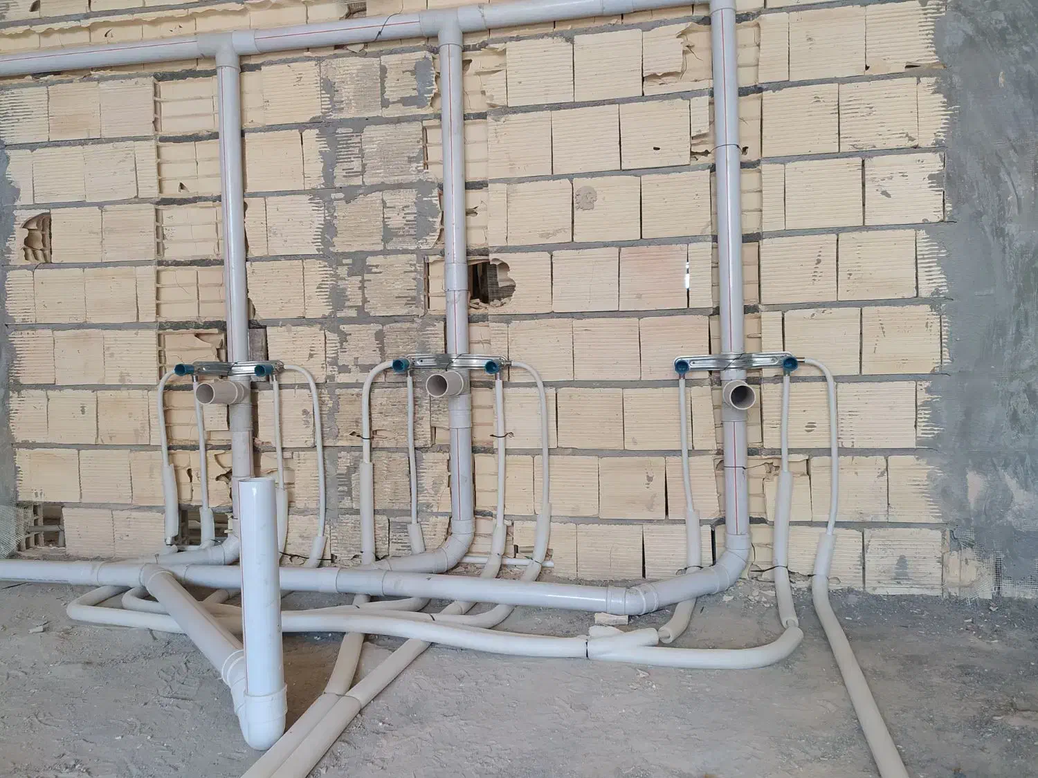 تاسیسات و برق ساختمان|خدمات پیشه و مهارت|فولادشهر, مسکن مهر فولادشهر|دیوار