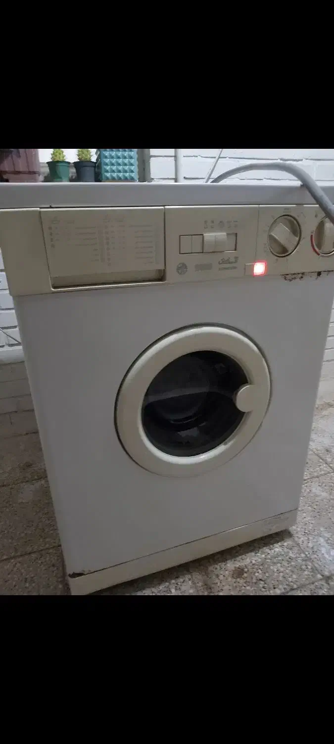 لباسشویی|ماشین لباسشویی و خشک‌کن لباس|کبودرآهنگ, |دیوار