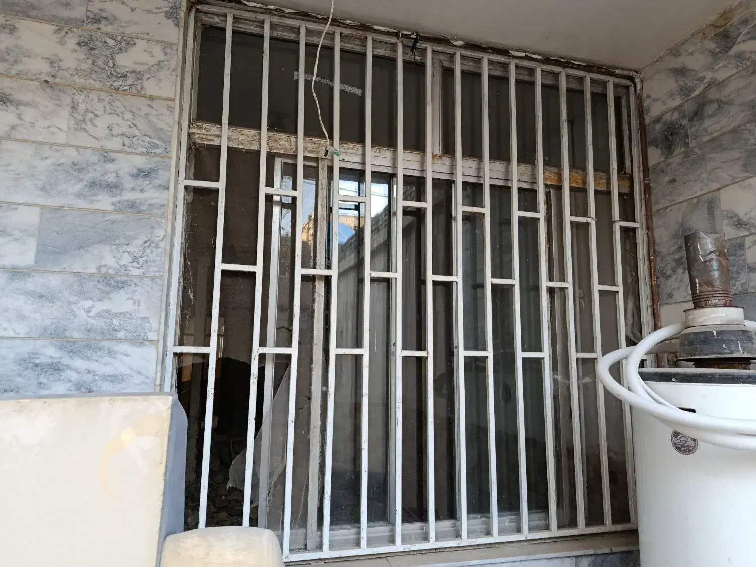 پنجره و درب  آلمینیوم و آهن|مصالح و تجهیزات ساختمان|مشهد, توس (بلوار توس)|دیوار