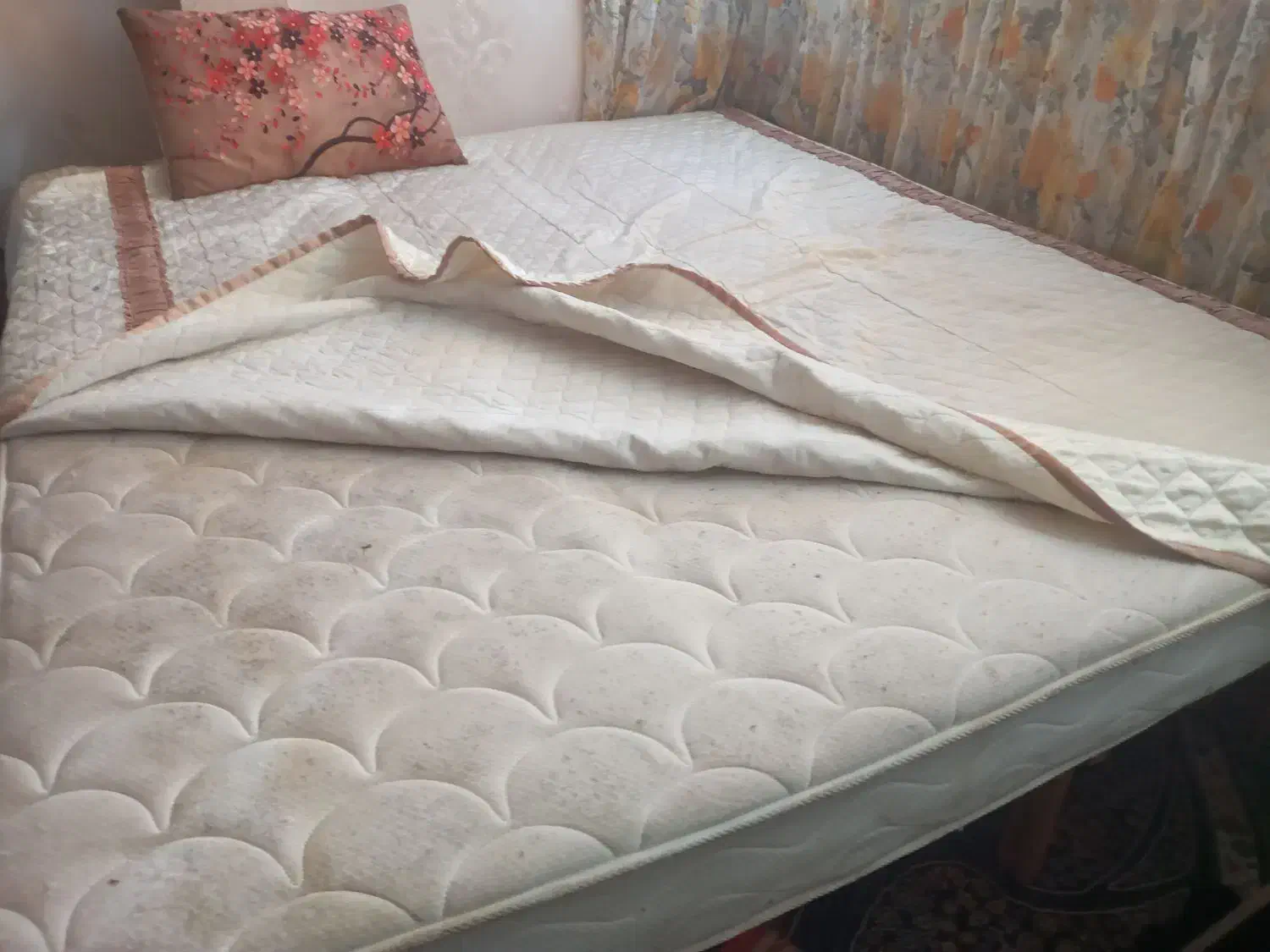 تخت بسیار قیمت مناسب|تخت و سرویس خواب|مشهد, آزادشهر|دیوار