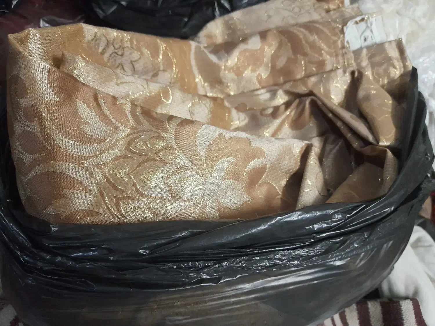 پرده|پرده، رانر، رومیزی|اصفهان, خلجا|دیوار