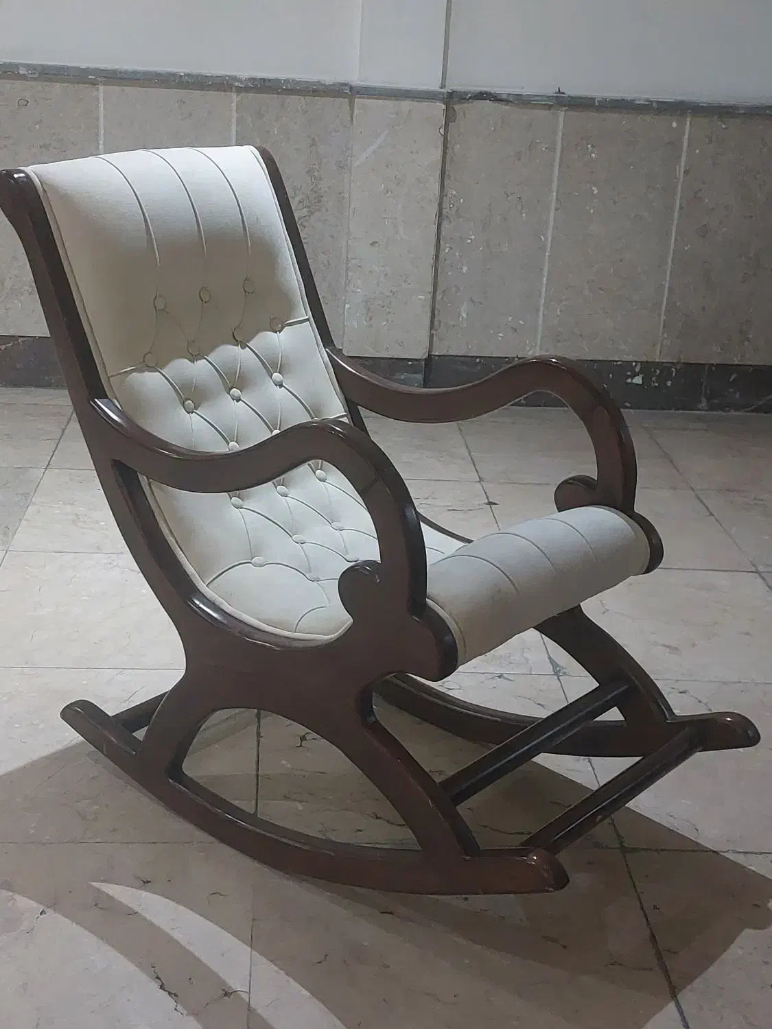 صندلی راک|صندلی و نیمکت|مشهد, سرافرازان|دیوار