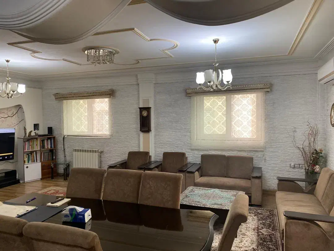 آپارتمان ۹۰ متری طبقه اول تک واحدی فرهنگیان|فروش آپارتمان|رشت, رشتیان|دیوار