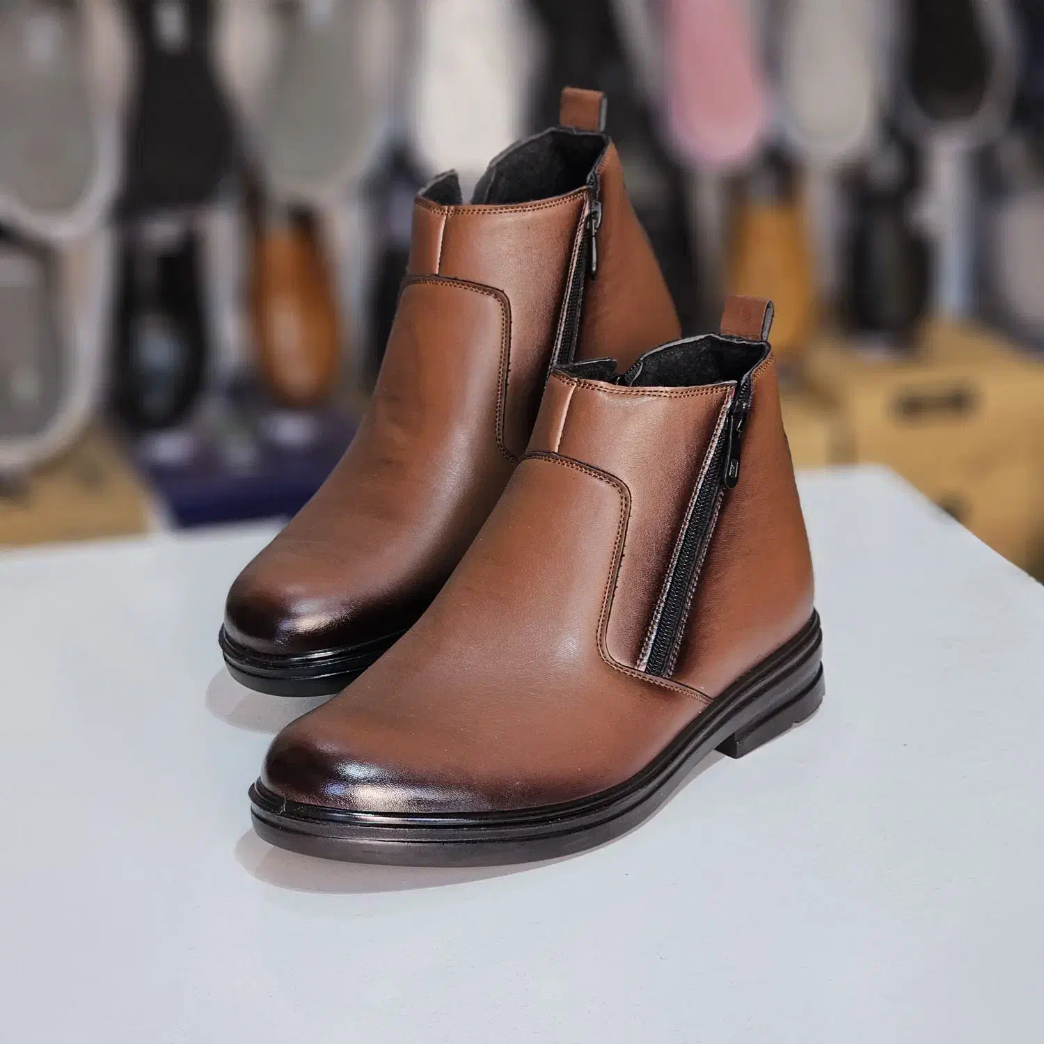 حراج انواع نیم بوت چرم|کیف، کفش، کمربند|اصفهان, تخت فولاد|دیوار