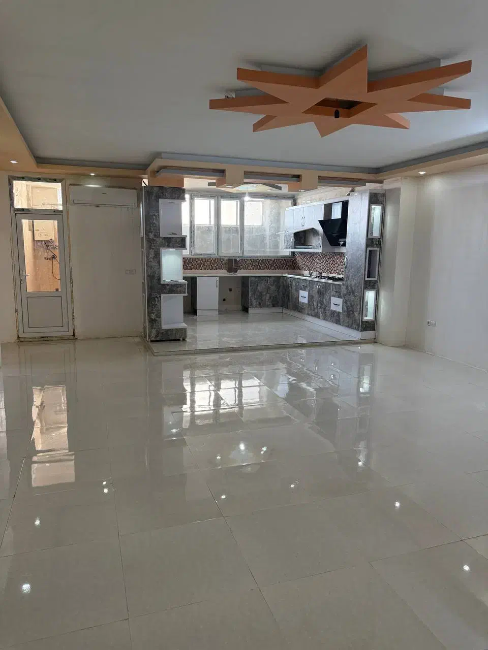 فروش اپارتمان قاضی آباد میدان توحید|فروش آپارتمان|خرم‌آباد, |دیوار