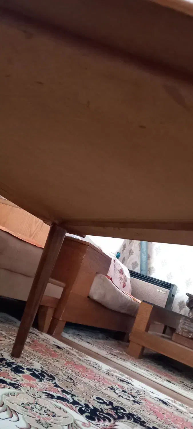 میزجلومبلی مثلث یک دریک متری|مبلمان خانگی و میز عسلی|آستانه اشرفیه, |دیوار