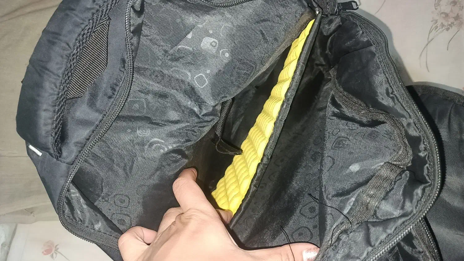 کوله پشتی|کیف، کفش، کمربند|کرمان, |دیوار