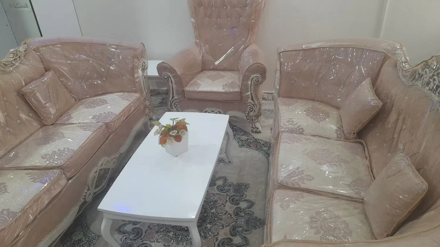 مبل|مبلمان خانگی و میز عسلی|برخوار, |دیوار