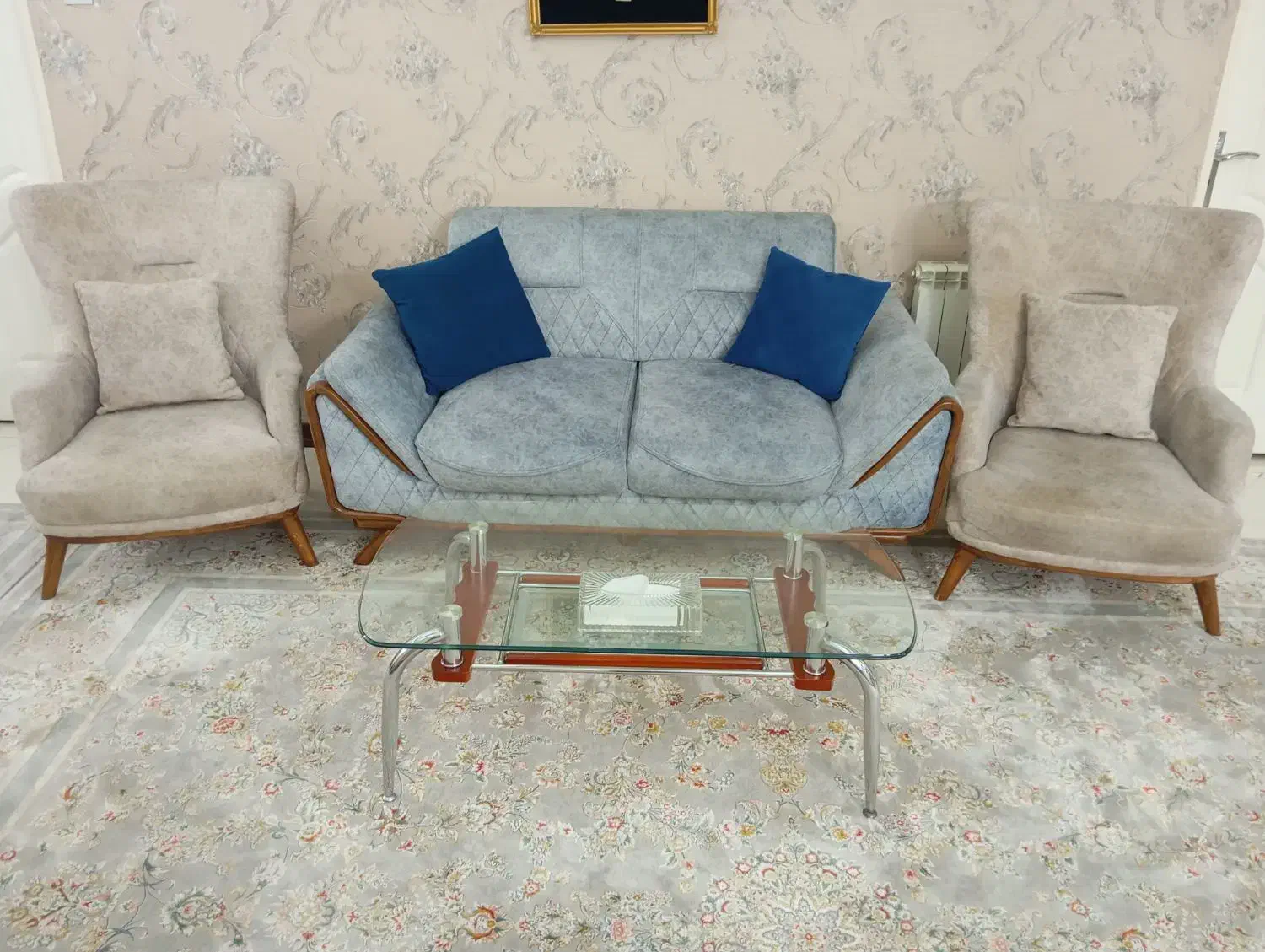 مبلمان راحتی ۴ نفره|مبلمان خانگی و میز عسلی|تهران, بهداشت|دیوار