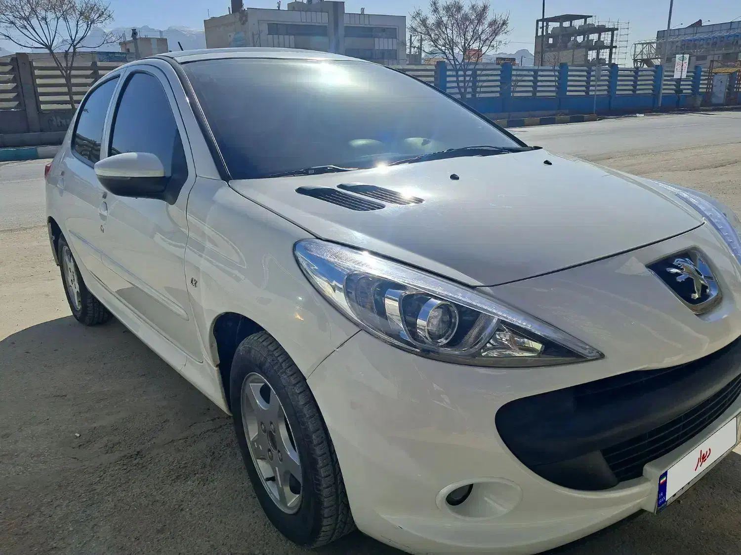 207 مدل ۱۴۰۲|خودرو سواری و وانت|ابریشم, |دیوار