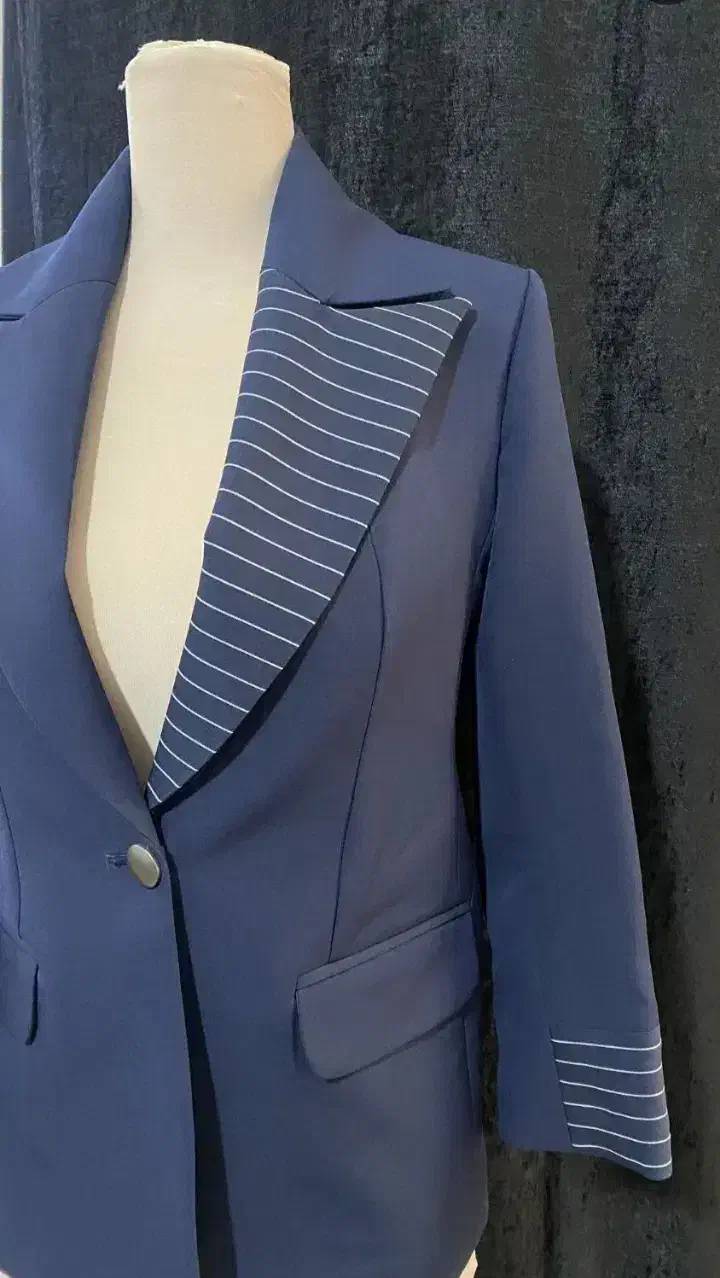 خیاطی مزون دوز|خدمات پیشه و مهارت|کاشان, میدان کهنه|دیوار