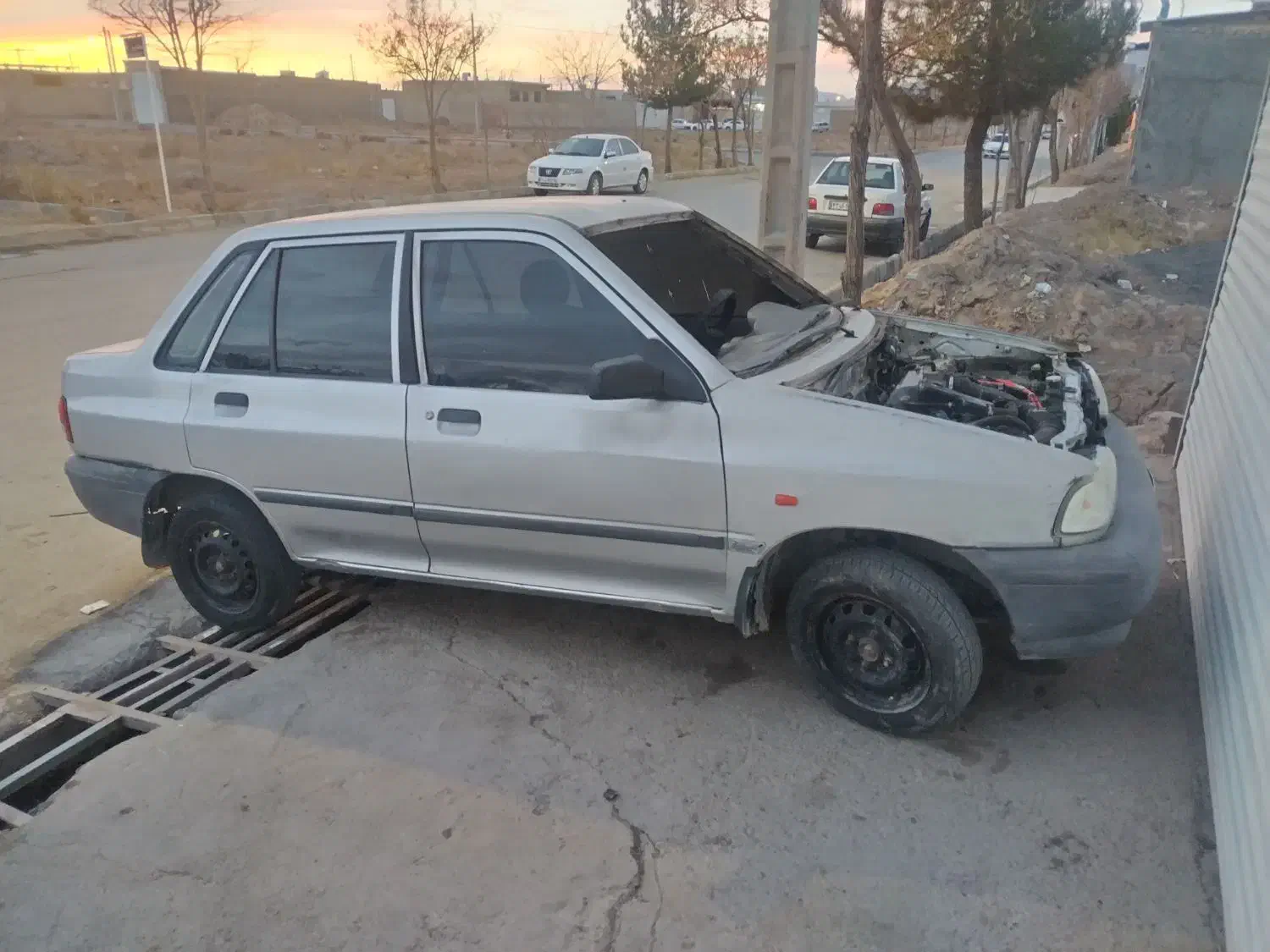 131ex|خودرو سواری و وانت|زاوه, |دیوار