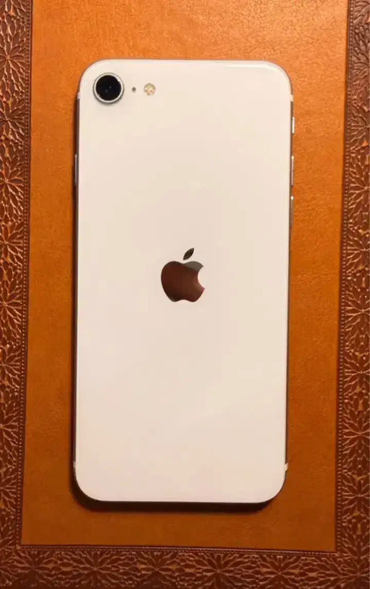 آیفونse2020|موبایل|نورآباد, |دیوار