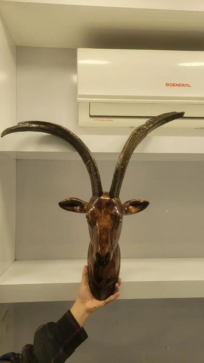 مجسمه چوبی با شاخ طبیعی|مجسمه، تندیس، ماکت|تهران, بازار|دیوار