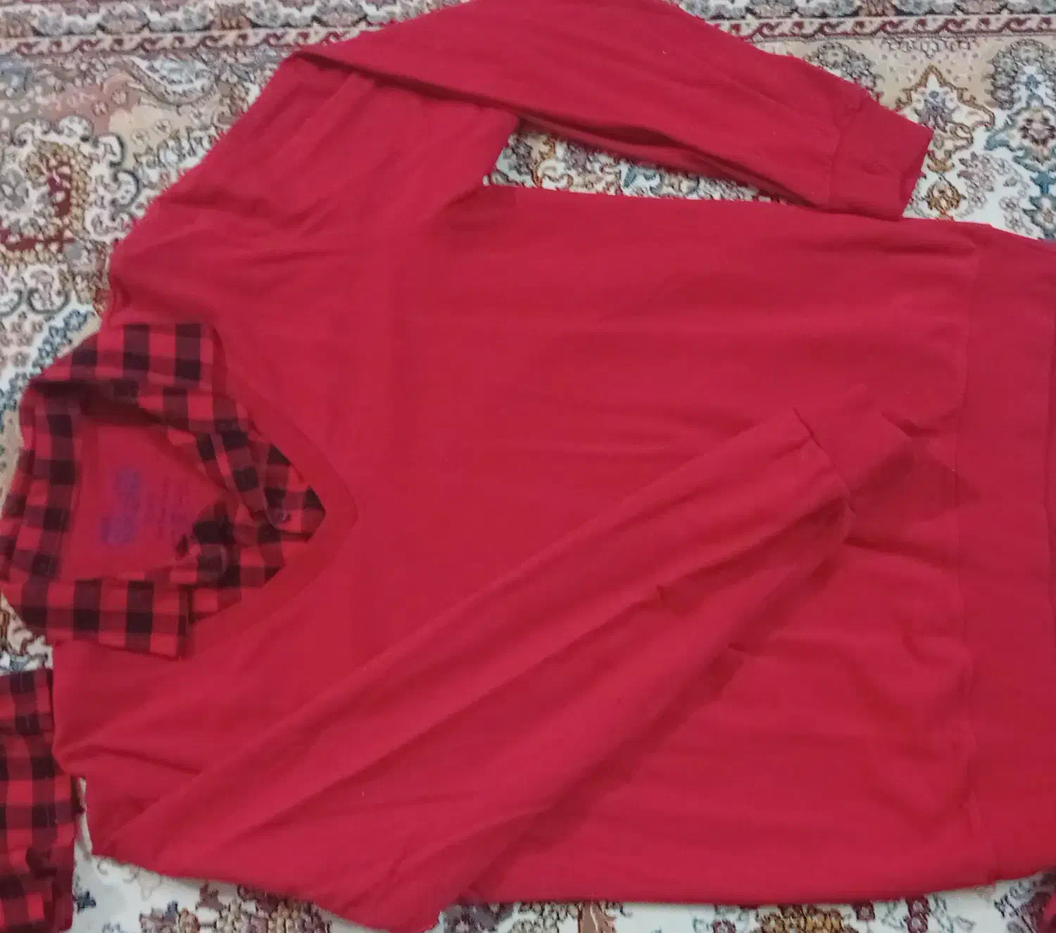 لباس یلدایی|لباس|قم, باجک سه|دیوار