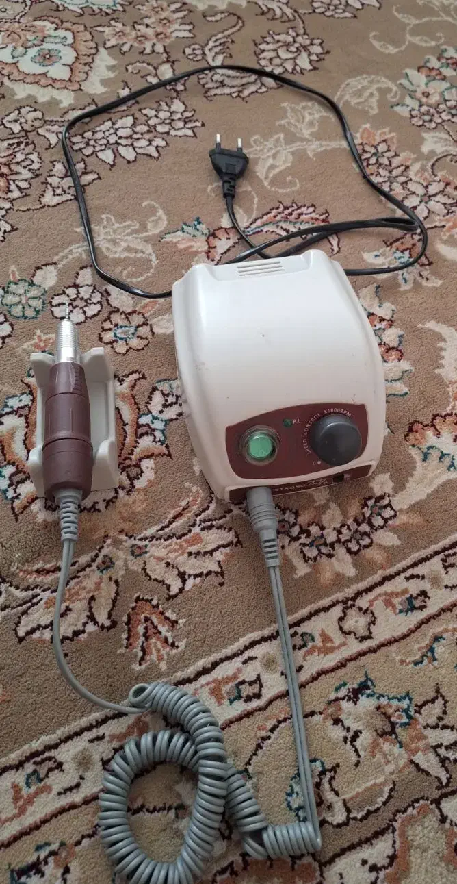 لوازم کاشت ناخن|آرایشگاه و سالنهای زیبایی|دماوند, گیلاوند|دیوار