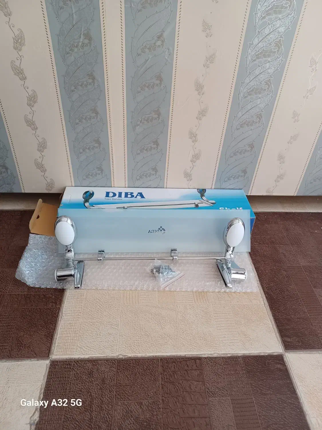 شلف زیرآینه ای مدل دیبا|لوازم سرویس بهداشتی|زیباشهر, |دیوار