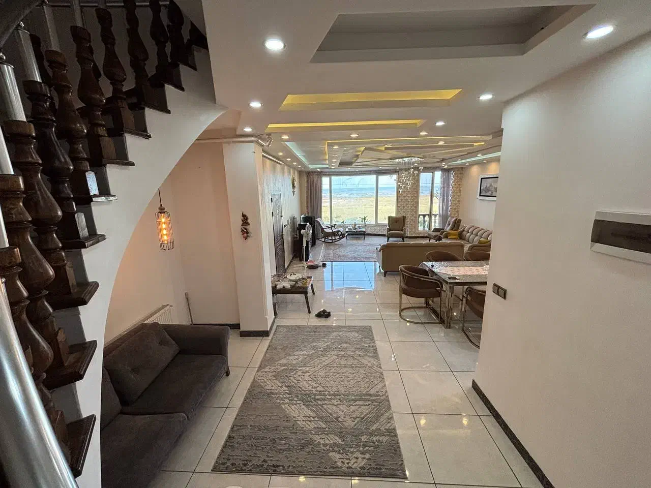 بازسازی و نو سازی و مدیرت پیمان . ویلا آپارتمان|خدمات پیشه و مهارت|لاهیجان, شیشه گران|دیوار