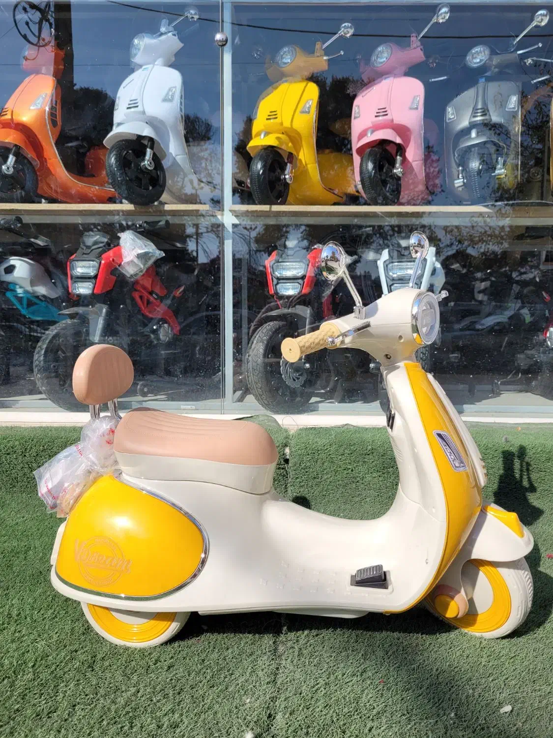 موتور سه چرخه شارژی طرح وسپا تا ۵ سال|اسباب‌‌بازی|زنجان, |دیوار