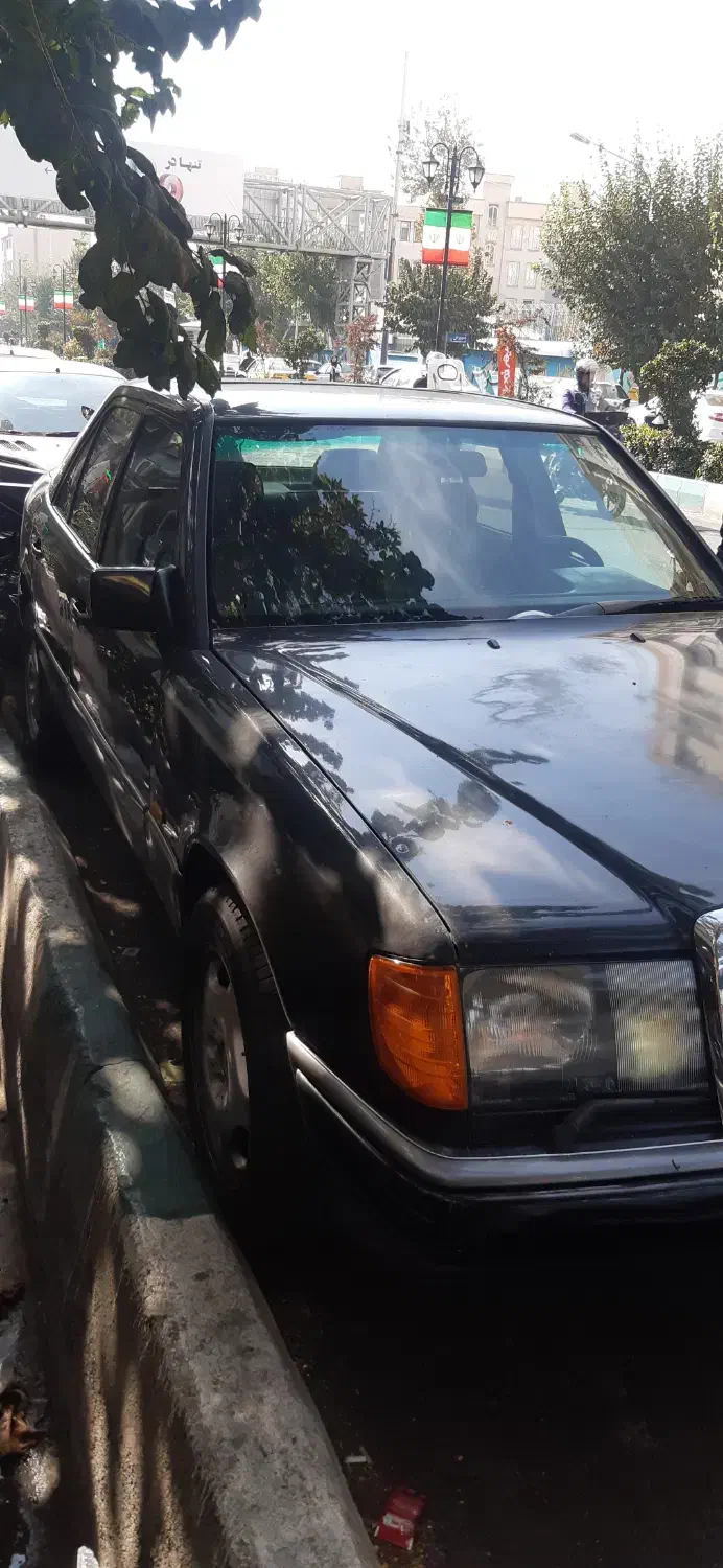 اتومات ۱۹۸۸ سانروف|خودرو کلاسیک|تهران, ایران|دیوار