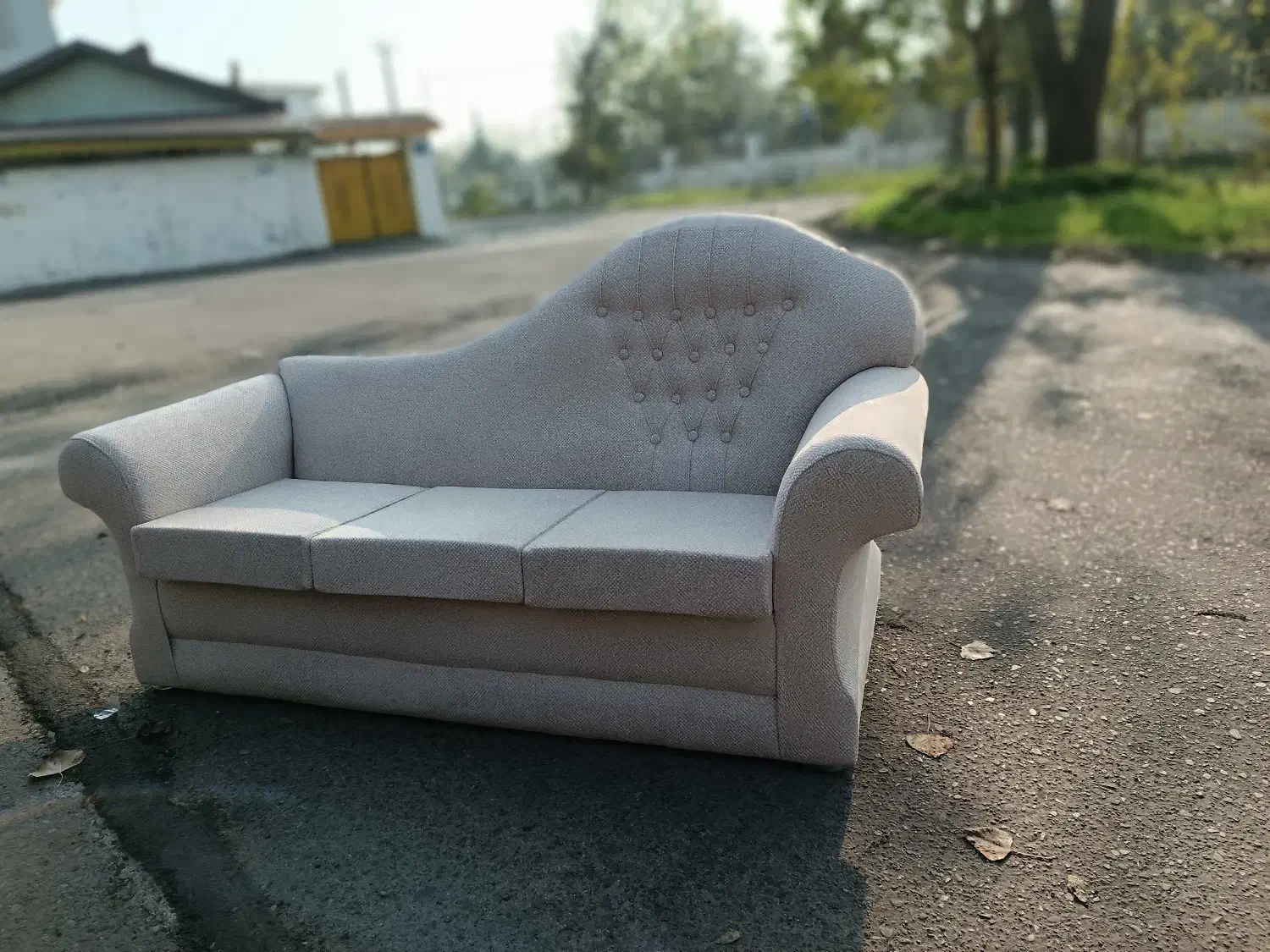 به یک کارگر ساده نیازمندیم|استخدام صنعتی، فنی، مهندسی|بندر انزلی, آذربایجان|دیوار