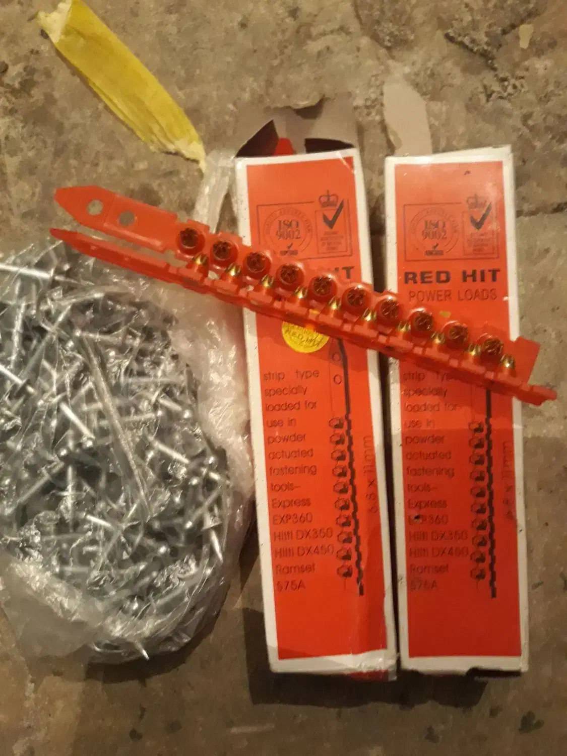 چاشنی و میخ تفنگ کناف|ابزارآلات|محمدیه-قزوین, |دیوار