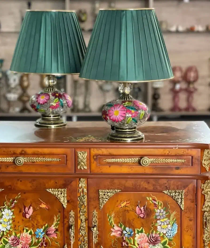 آباژور رومیزی|چراغ خواب و آباژور|اصفهان, باغ نگاره|دیوار