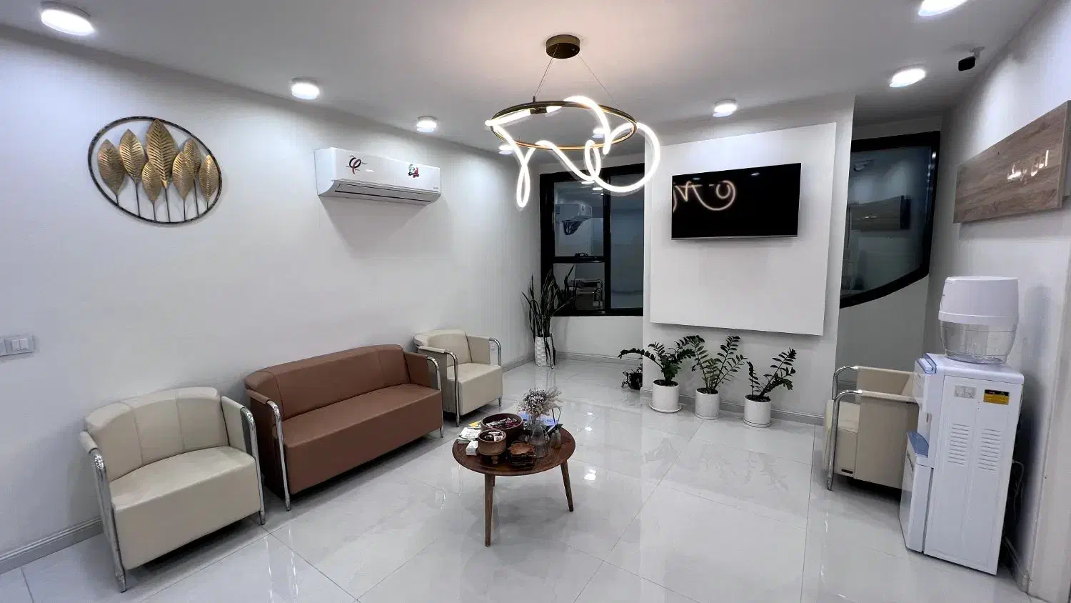 لیزر موهای زائد لیزر آلکساندریت کندلا آمریکایی|خدمات آرایشگری و زیبایی|ساری, |دیوار