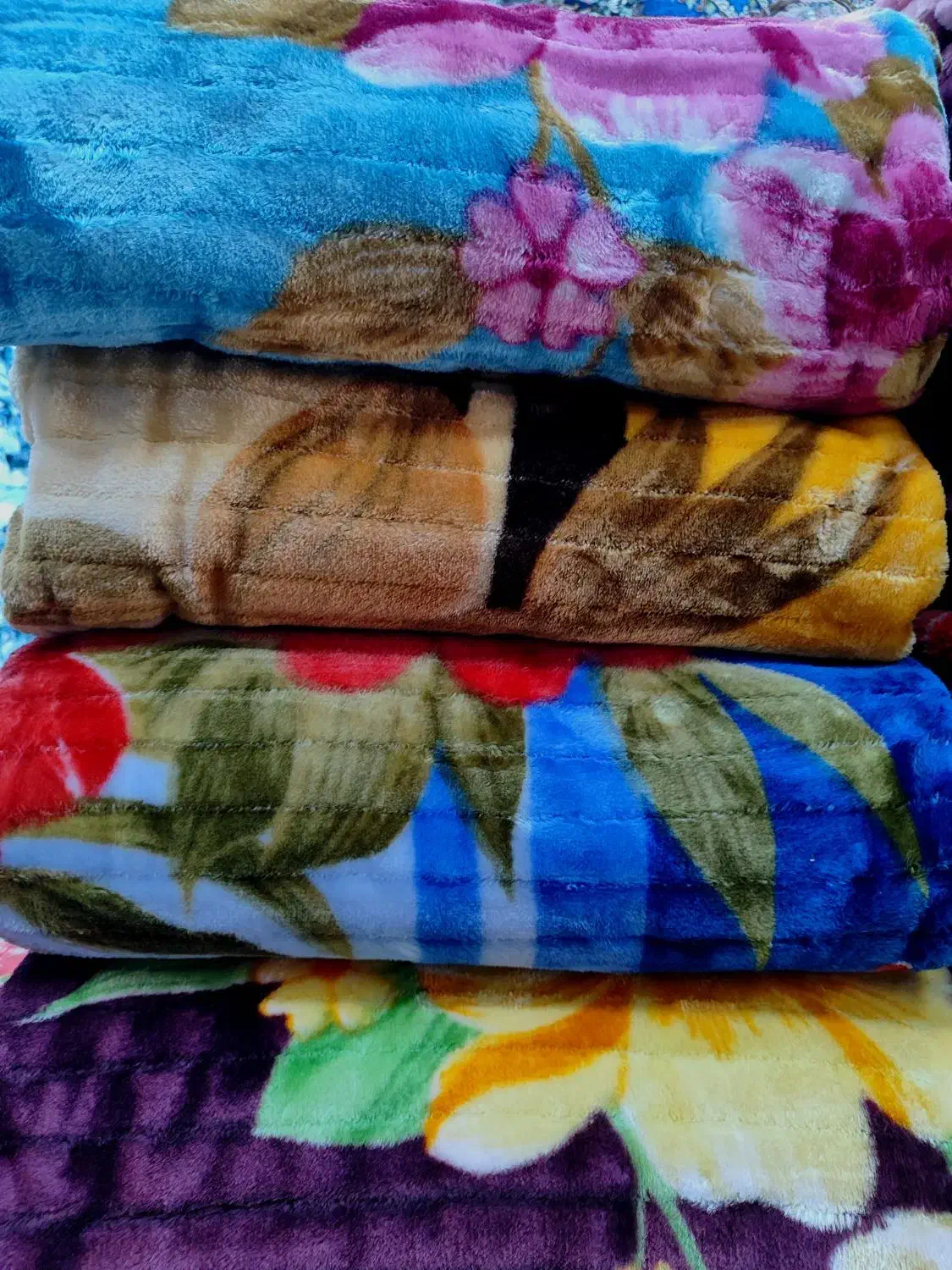 پتوی دو نفره نسیم|رختخواب، بالش، پتو|اهواز, نادری|دیوار