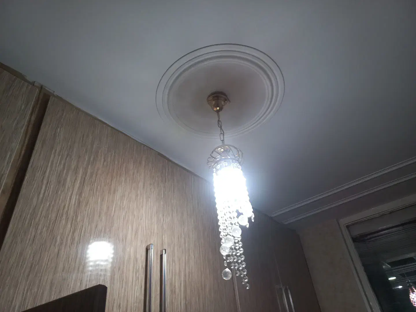 لوستر کریستالی|لوستر و چراغ آویز|اصفهان, شاهزید|دیوار